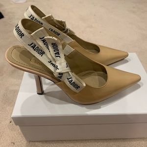 J’dior slingback pump